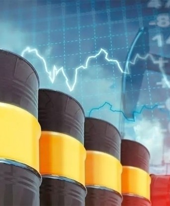Giá xăng dầu hôm nay (13/5):  Giá dầu thế giới  tiếp tục tăng vọt