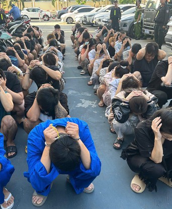 140 đối tượng trong đường dây ma túy liên tỉnh đã bị Công an TP. Hồ Chí Minh bắt và xử lý
