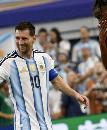 Lionel Messi sẽ không đá chính trong trận gặp Jordan