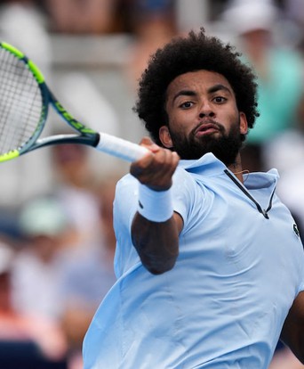 Pegula ngược dòng hạ Swiatek, Fils vào chung kết Cincinnati Open