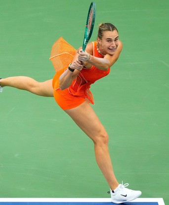 Hai nhà vô địch Sabalenka và Alcaraz thẳng tiến vào tứ kết US Open