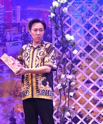 ''Lọ Lem săn hoàng tử'' lên sàn diễn