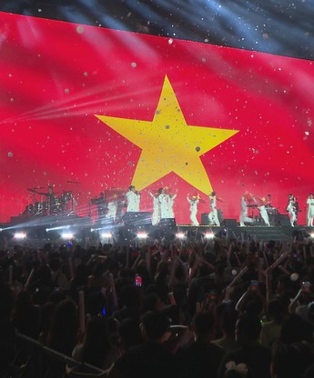 Hozo City Tết Fest 2025 thắp sáng không gian lễ hội bên sông Sài Gòn