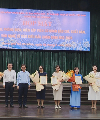 HTV đạt giải tập thể, 2 giải Ba và 1 giải Khuyến khích Giải thưởng báo chí viết về Nghị quyết số 57