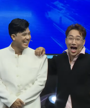 Song tài thách đấu 2 - Tập 1: MC cất giọng hát, người chơi quên luôn bản gốc
