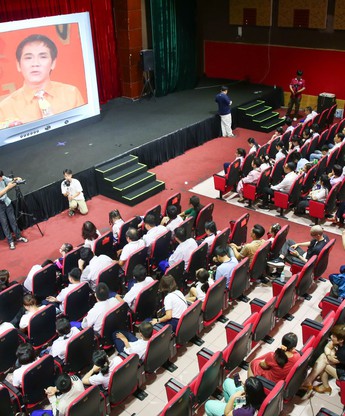 HTV mang thế giới cổ tích đến gần hơn với trẻ em khiếm thị