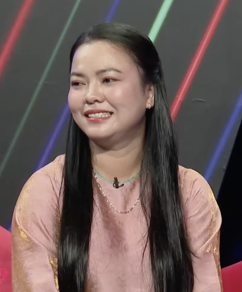 Bạn muốn hẹn hò: Cô gái chưa gì đòi cho nhà trai nợ 2 "cái hôn"