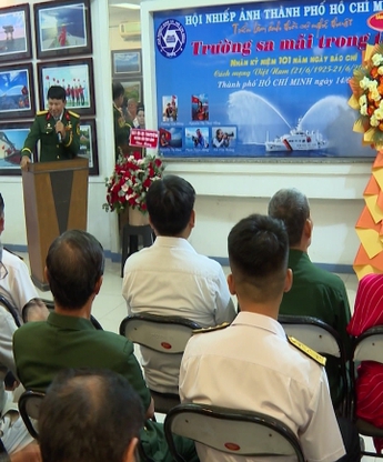 Triển lãm “Trường Sa mãi trong ta”: Lan tỏa hình ảnh biển đảo thiêng liêng qua 100 tác phẩm nhiếp ảnh