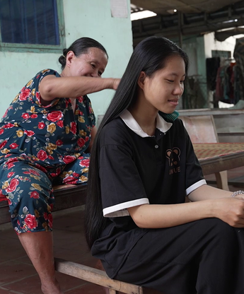 Mái ấm gia đình Việt: Đại Nghĩa bật khóc trước chuyện "cổ tích giữa đời thường"
