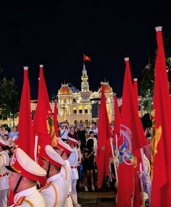 Đêm nhạc kèn đặc biệt thu hút đông đảo người dân và du khách tại trung tâm TP. Hồ Chí Minh