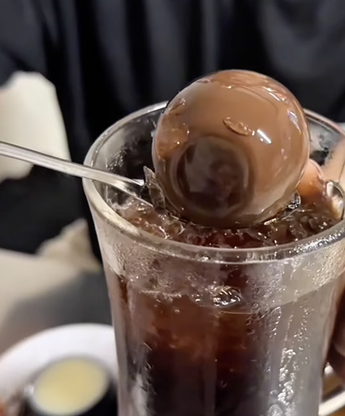Chè Hà Ký: Quán chè người Hoa chính gốc hơn 30 năm