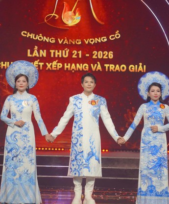 Khi âm nhạc dân tộc chinh phục khán giả bằng một đêm diễn “cháy vé” | Chuông vàng vọng cổ 2026
