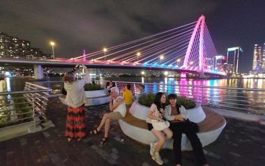 TP. Hồ Chí Minh: Phát triển kinh tế ban đêm phù hợp tình hình mới