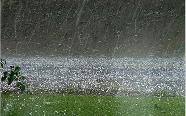 Mưa dông diện rộng ở Bắc Bộ, cảnh báo lũ quét và sạt lở đất