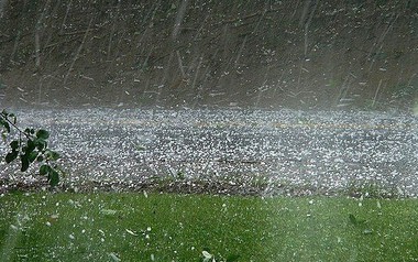 Cảnh báo mưa lớn cục bộ, lốc, sét, mưa đá, gió giật mạnh ở khu vực Cao nguyên Trung Bộ, phía Đông các tỉnh từ Đắk Lắk đến Lâm Đồng và Nam Bộ