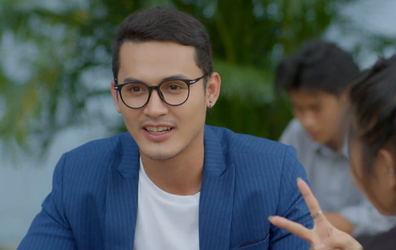 Chuyện "tình" bất ổn của trai xinh gái đẹp ở "Những ngôi nhà trong hẻm"