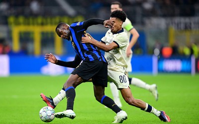 Serie A lập kỷ lục buồn khi cả 4 đại diện cùng thua tại Champions League