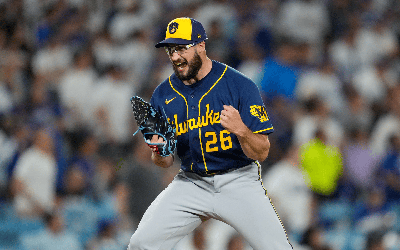 Milwaukee Brewers loại Dodgers, trở lại World Series sau 44 năm