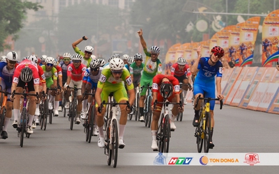 Khoảnh khắc đẹp Chặng 1: Vòng đua quanh Hồ Văn Lang (Phú Thọ)