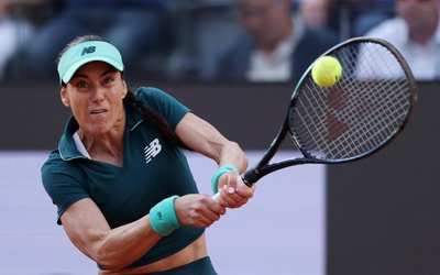 Aryna Sabalenka sửng sốt trước chiến thắng lội ngược dòng của Sorana Cirstea tại giải Italian Open