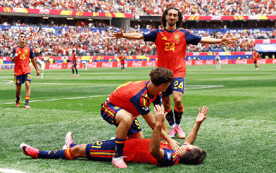 Tây Ban Nha thắng đậm Áo, lần đầu vượt vòng knock-out World Cup sau 16 năm