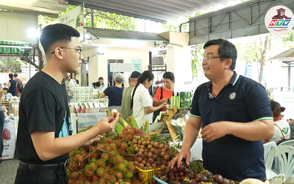 Chợ Xanh Tử Tế: Vì sao 10 năm vẫn đông khách ở Sài Gòn?
