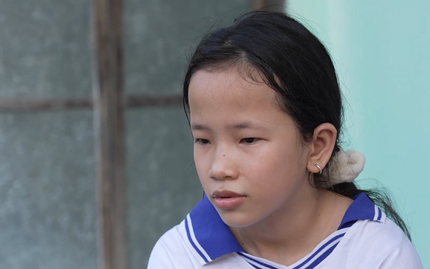 Mái ấm gia đình Việt: Xót xa bé gái mồ côi khao khát được gặp mẹ