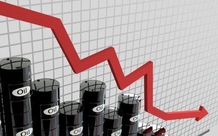 Giá xăng dầu hôm nay (8/5): Giá dầu thế giới tiếp đà giảm
