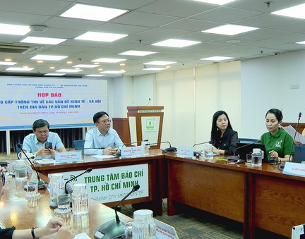 TP. Hồ Chí Minh cung cấp thông tin báo chí định kỳ: Nhiều vấn đề dư luận quan tâm được làm rõ