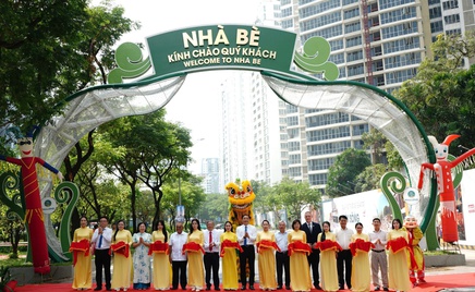 Khánh thành công trình “Cổng chào xã Nhà Bè” – Dấu ấn kiến trúc nơi cửa ngõ phát triển