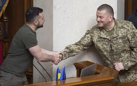 Kết quả thăm dò về bầu cử Ukraine: Tổng thống Zelensky thất bại nặng nề trước 3 đối thủ lớn