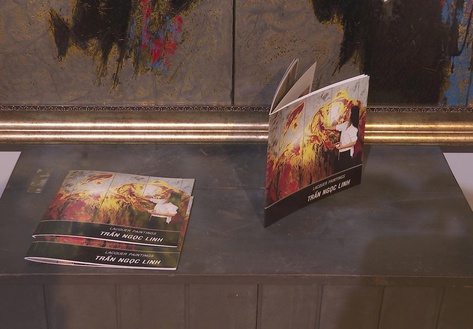 Triển lãm "Âm sắc vàng son": Vẻ đẹp lộng lẫy của sơn mài truyền thống giữa lòng thành phố