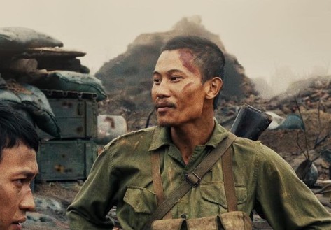 'Mưa đỏ' trở lại rạp, cạnh tranh trực tiếp với 'Địa đạo'