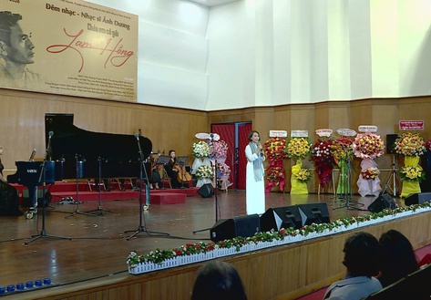 Đêm nhạc: Nhạc sĩ Ánh Dương “Chào em cô gái Lam Hồng”