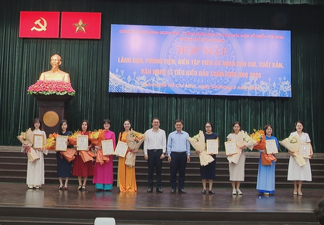 HTV đạt giải tập thể, 2 giải Ba và 1 giải Khuyến khích Giải thưởng báo chí viết về Nghị quyết số 57