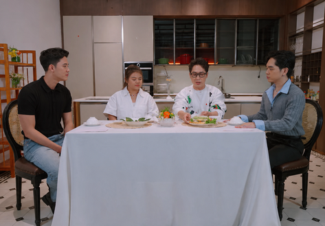 "Chinh phục thực khách - Mùa 4" | Tập 9: Diễn viên Trung Tuấn và Dương Minh Ngọc trổ tài với món cuốn đủ vị