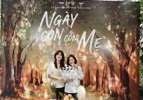 Phương Anh Đào từ "con dâu hụt" thành con gái Hồng Đào trong phim mới