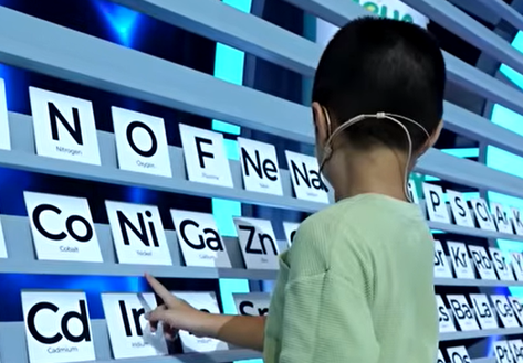 Siêu tài năng nhí 5 - Tập 2: Thần đồng Quang Hưng đọc vanh vách vị trí 118 nguyên tố đã bị xáo trộn
