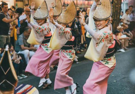 Tokyo rực rỡ với mùa lễ hội truyền thống trong tháng 8