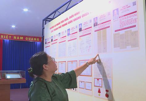 Triển lãm "Hồ sơ khen thưởng kháng chiến chống Pháp": Tri ân và kết nối ký ức
