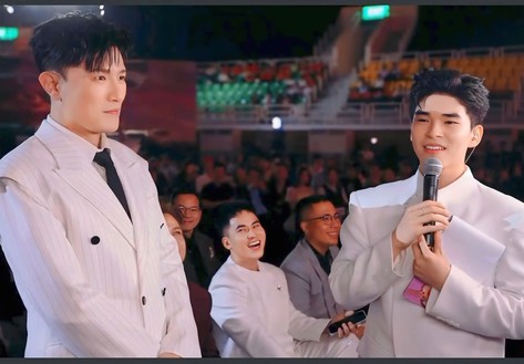 Nam MC “ghi điểm” với màn ứng biến tại chung kết Hoa khôi Sinh viên Việt Nam 2026