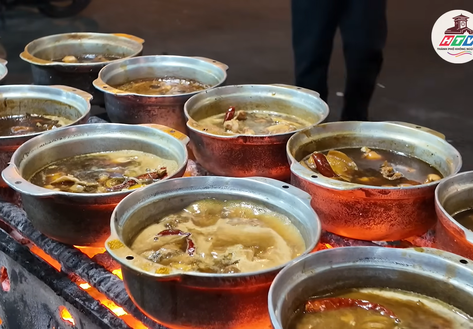 Loạt món ngon bình dân ở chợ Tân Định