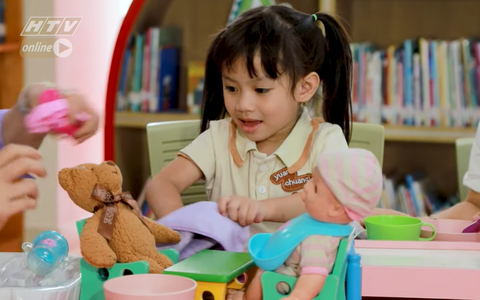 Chậm: Tập nói bằng trò chơi tưởng tượng