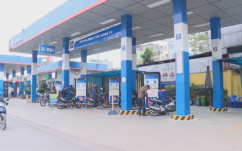 Bộ Tài chính đề xuất giảm thuế nhập xăng dầu về 0% do căng thẳng Trung Đông