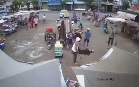 TP. Hồ Chí Minh: Điều tra vụ người phụ nữ bị hành hung tại chợ Hòa Long