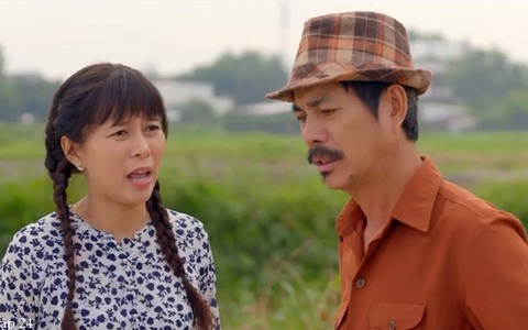 Con gái bất lực trước sự cứng nhắc và mê tiền của ba