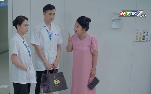 Con dâu xấc xược khiến mẹ chồng tức giận bỏ về