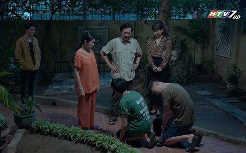 Nhà bỗng có thêm hai thanh niên tới ở