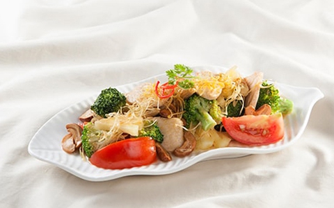 Gà xào ngũ sắc