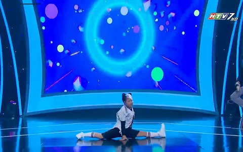 Vũ công hiphop nhí nhảy solo máu lửa